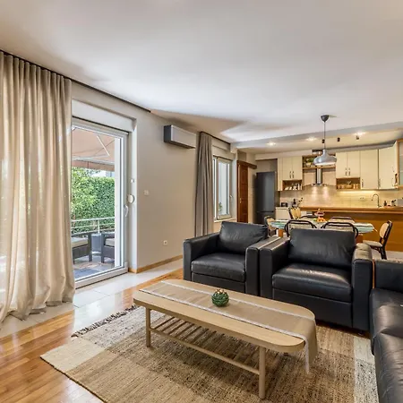 Appartamento Oasis By Bacvice Beach, Private Parking & Garden - Casa Moro
