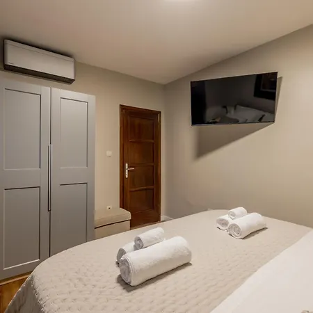 Oasis By Bacvice Beach, Private Parking & Garden - Casa Moro *