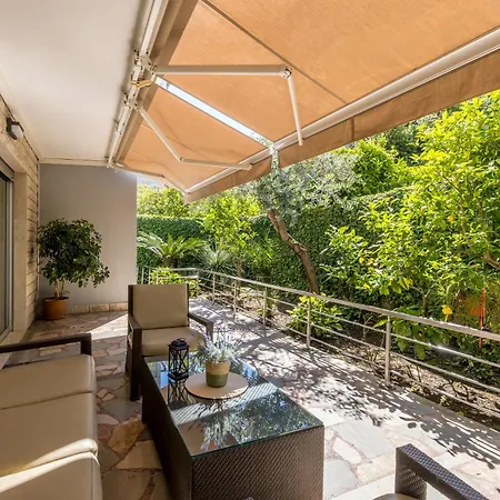 Апартаменты Oasis By Bacvice Beach, Private Parking & Garden - Casa Moro *