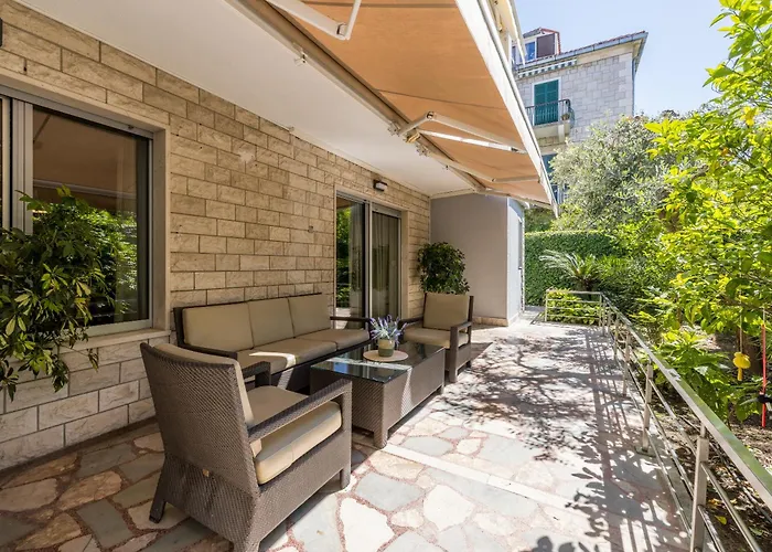 Apartment Oasis By Bacvice Beach, Private Parking & Garden - Casa Moro *